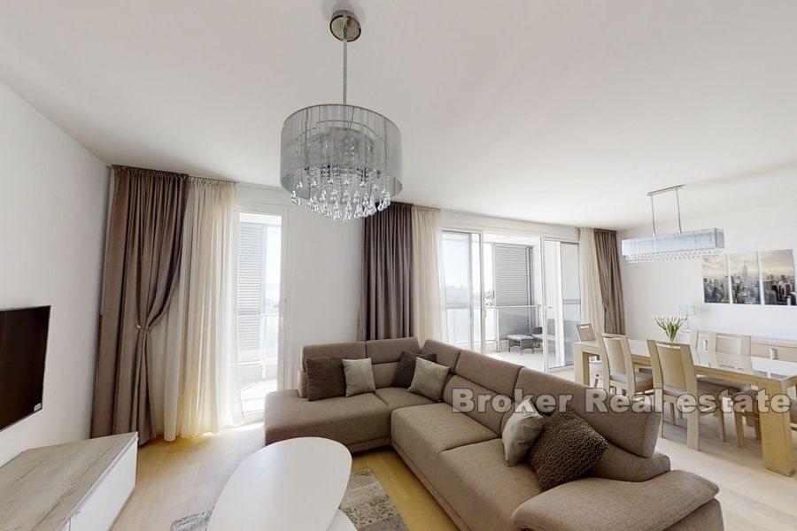 Split, Trstenik, dwupokojowe mieszkanie o powierzchni 100 m2