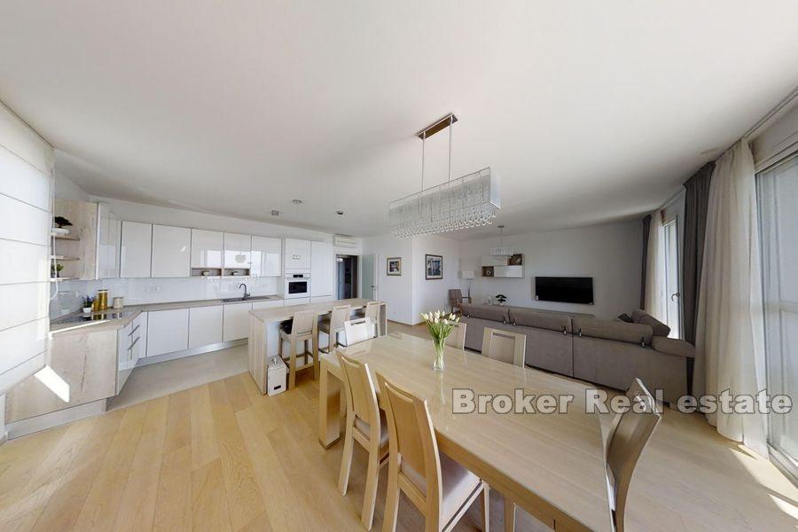 Split, Trstenik, dwupokojowe mieszkanie o powierzchni 100 m2