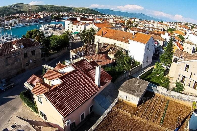 Trogir, Restaurace - Pizzerie