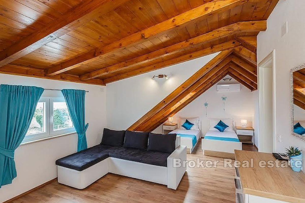 Ostrov Brač - Krásná vila