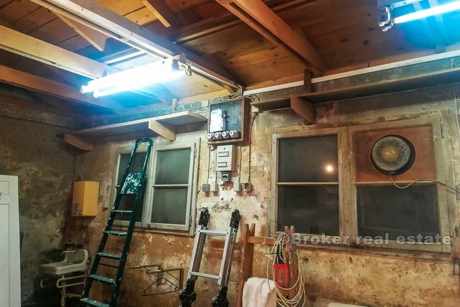 Split center - house for renovation in old center