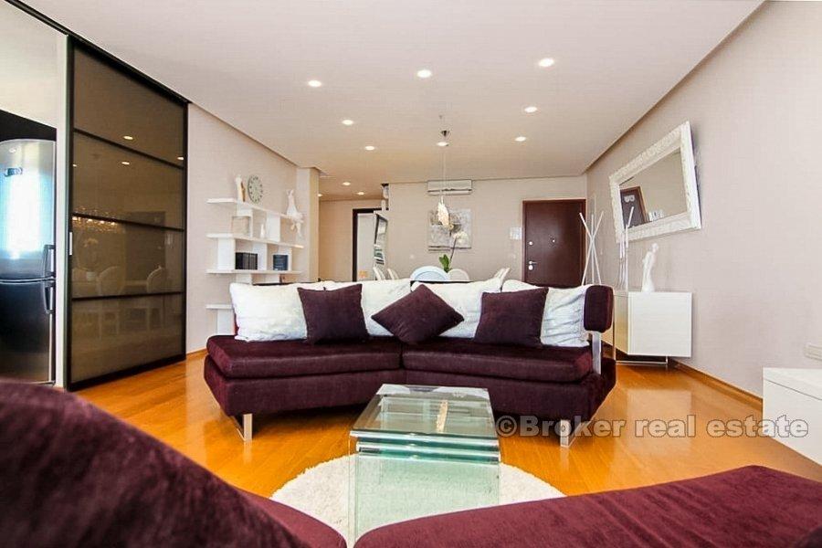 Split, Meje, appartement de deux chambres avec vue sur la mer