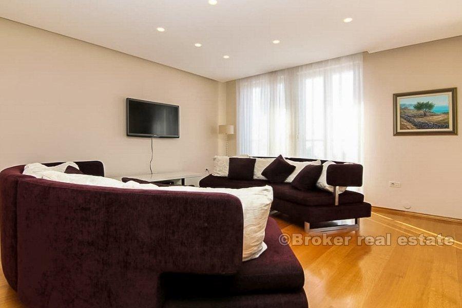 Split, Meje, appartement de deux chambres avec vue sur la mer