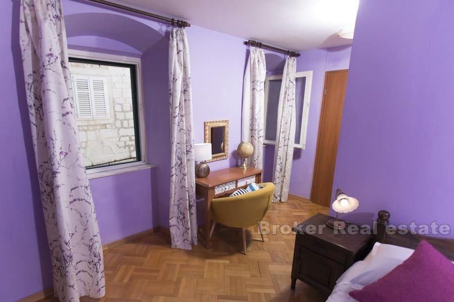 Split, Centrum, dům ve čtyřech patrech