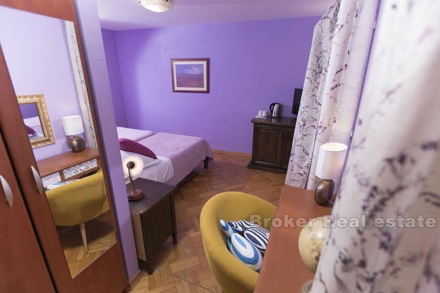 Сплит, Центр, дом на четыре этажа