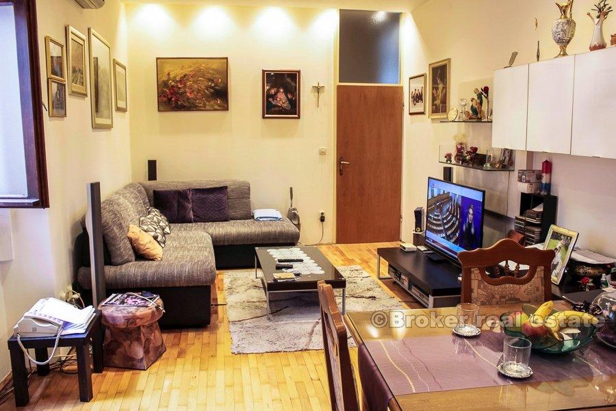 Split, Center, three-bedrooms apartment