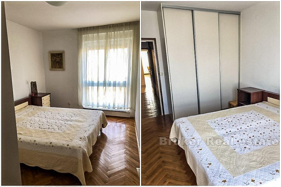 Split, Sucidar, slnečný a pohodlný apartmán s dvoma spálňami