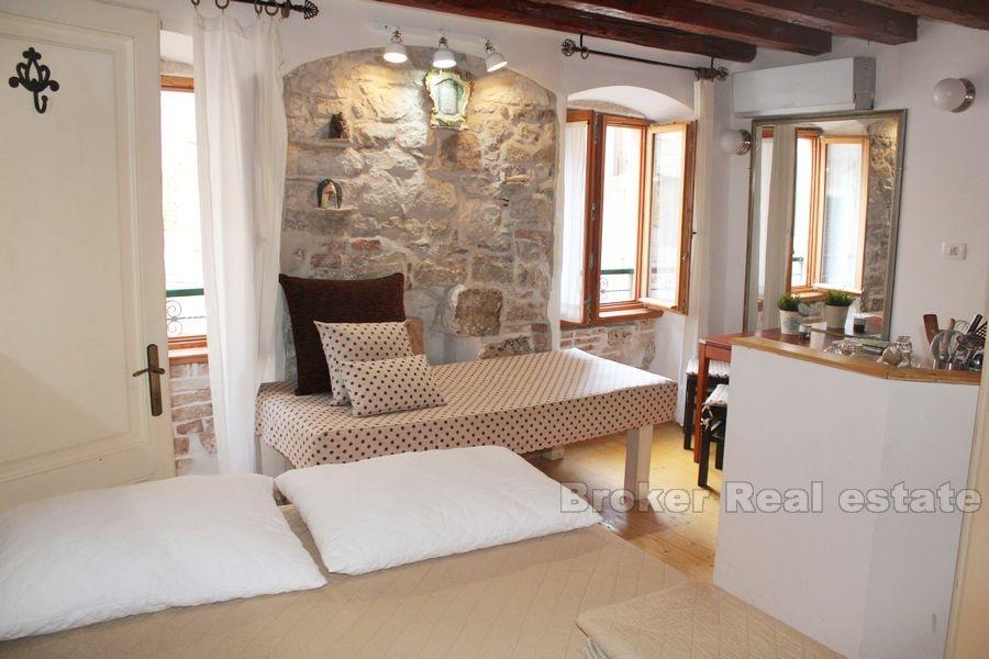 Split, centrum, byt uvnitř Diokleciánova paláce