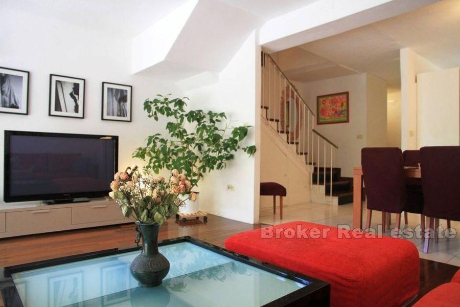 Split, dwupoziomowy apartament w pobliżu centrum miasta