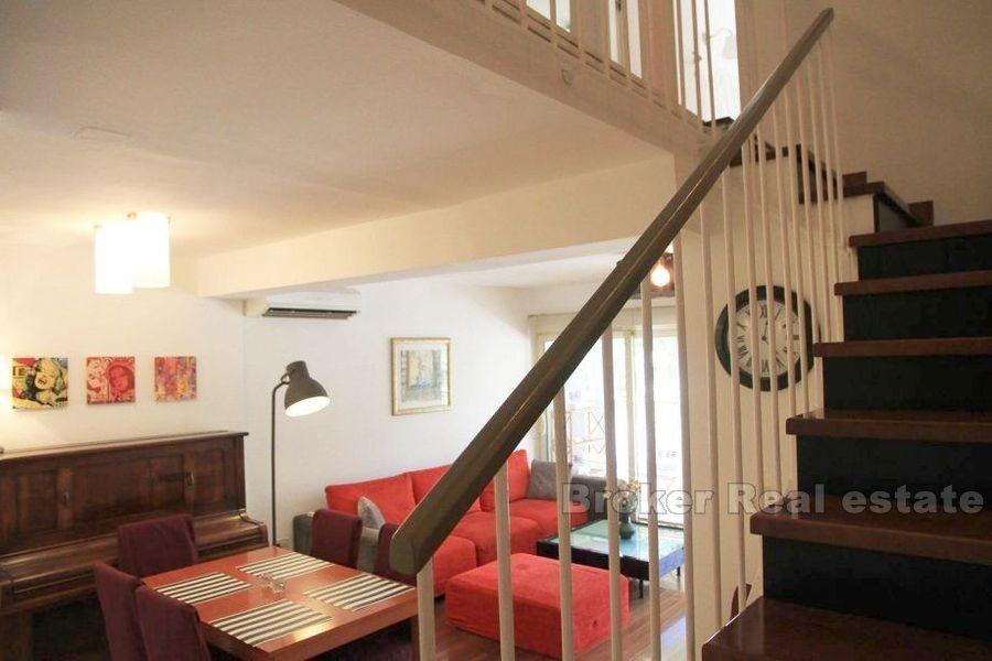 Split, dwupoziomowy apartament w pobliżu centrum miasta