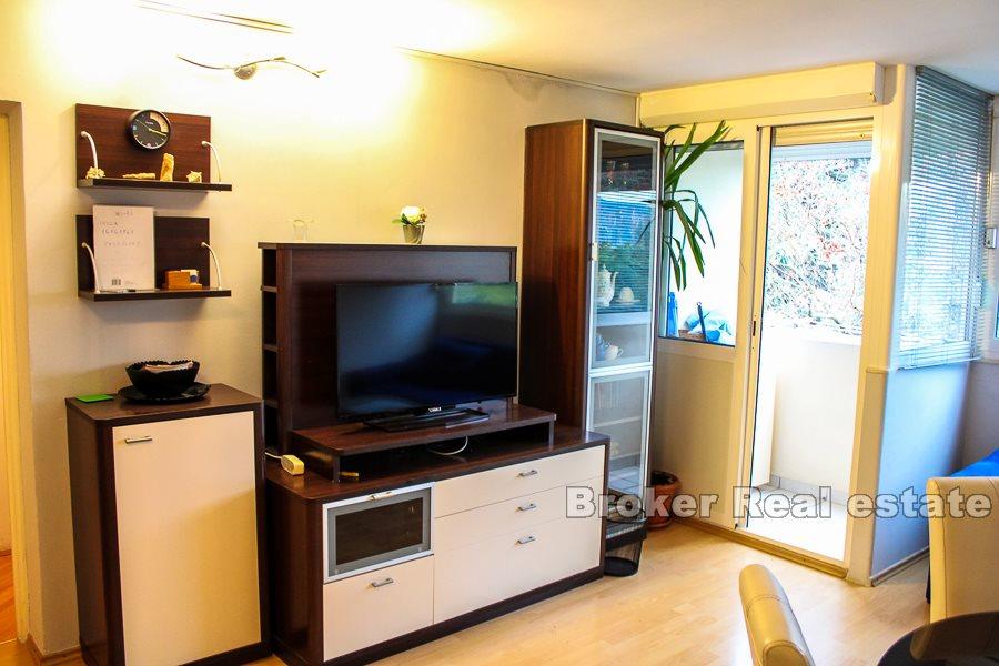 Split, Spinut, appartement de trois chambres à proximité du centre