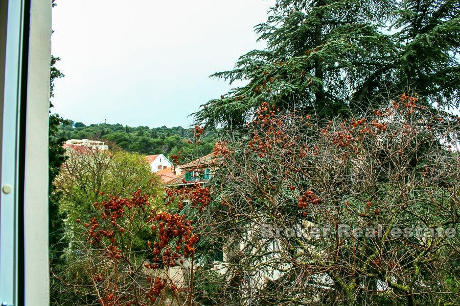 Split, Spinut, appartement de trois chambres à proximité du centre