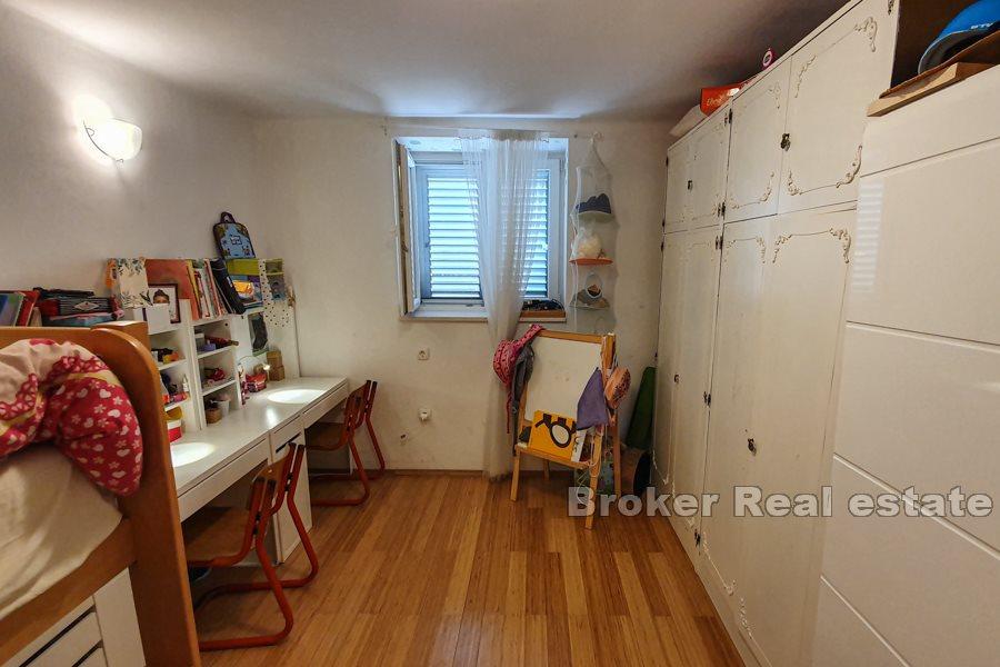 Split, Bačvice, komforan dvosoban stan