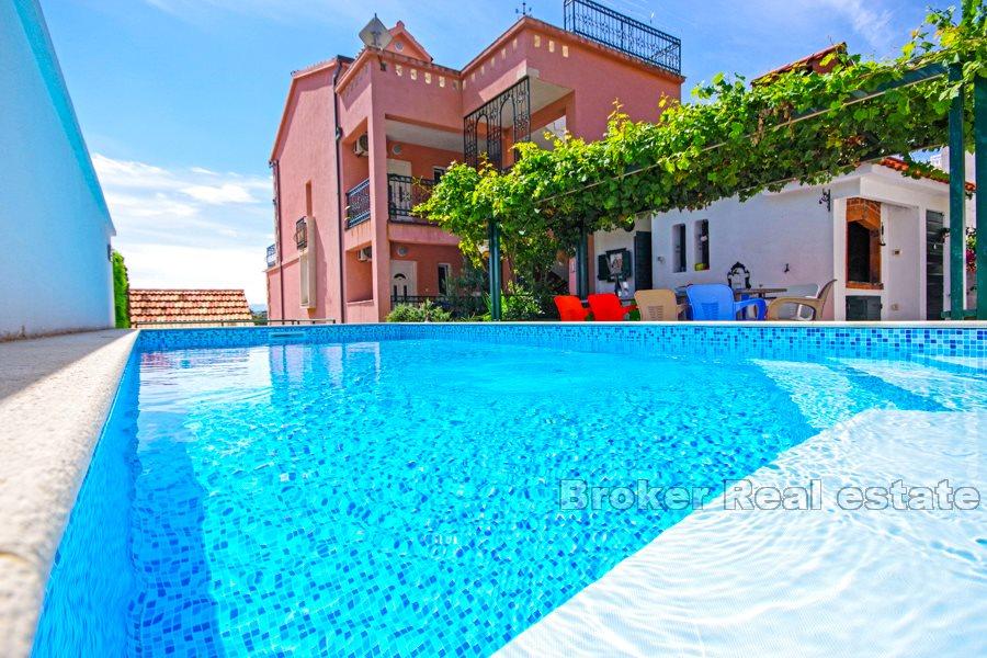 Makarska - Palazzina, lungomare