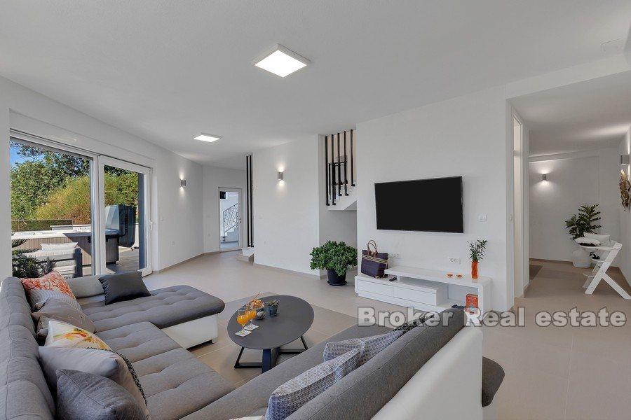 Makarska Riviera, Apartmenthaus mit Meerblick