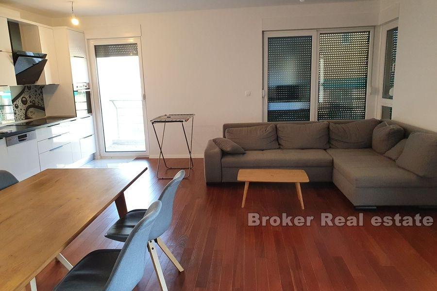 Split, Centrum - Luxusní apartmán se třemi ložnicemi poblíž lesa Marjan