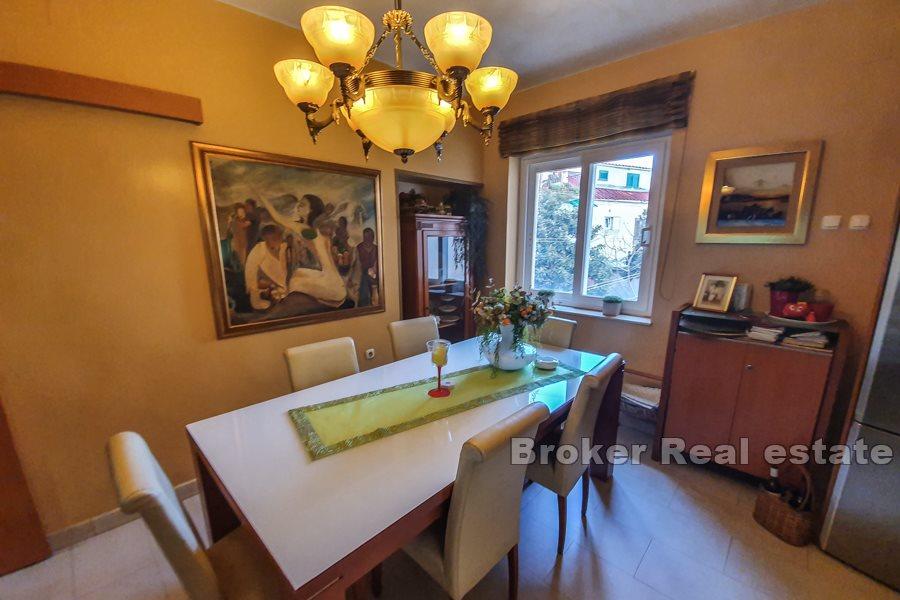 Split, Spinut - Två sovrum, snyggt inredd lägenhet