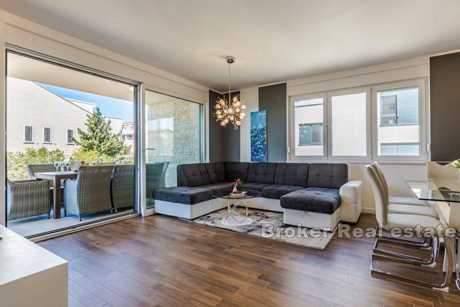 Otok Pag - Luksuzni apartman, uz more i plažu
