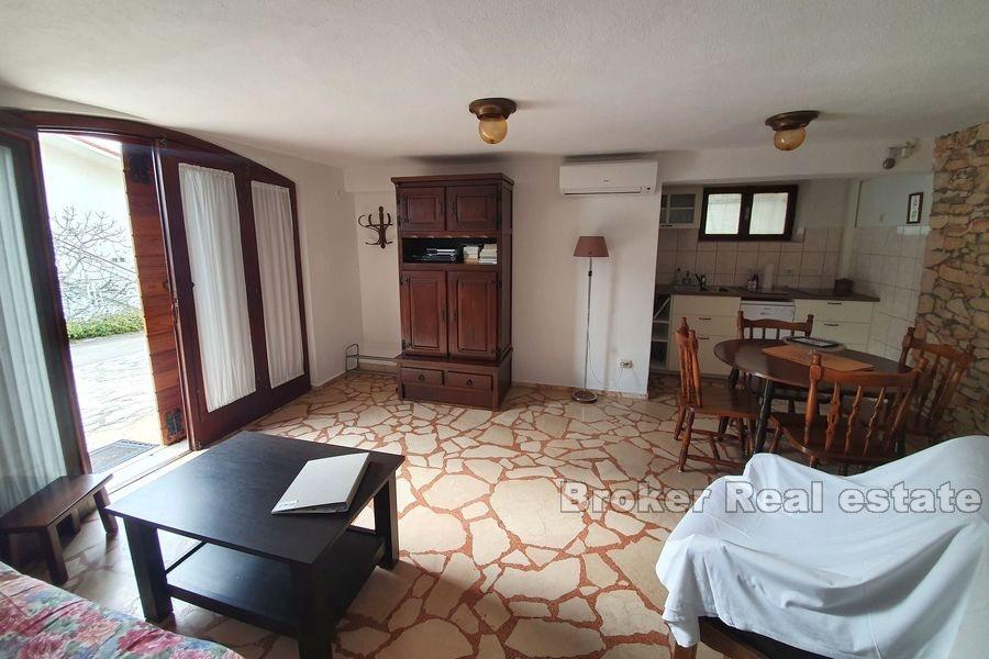 Vicino a Trogir, casa indipendente con vista mare