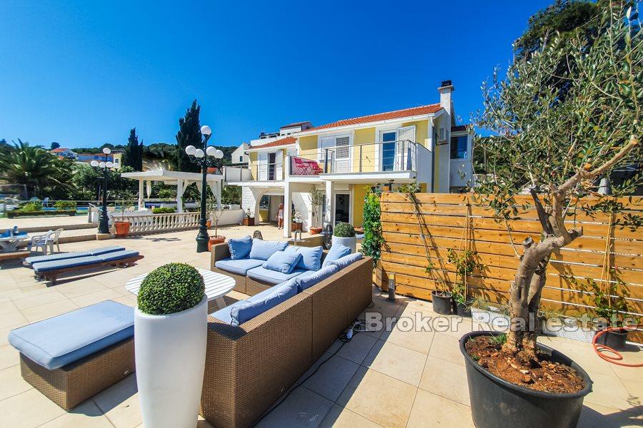 Island of Ciovo - Villa on the beach with a unique view of the sea