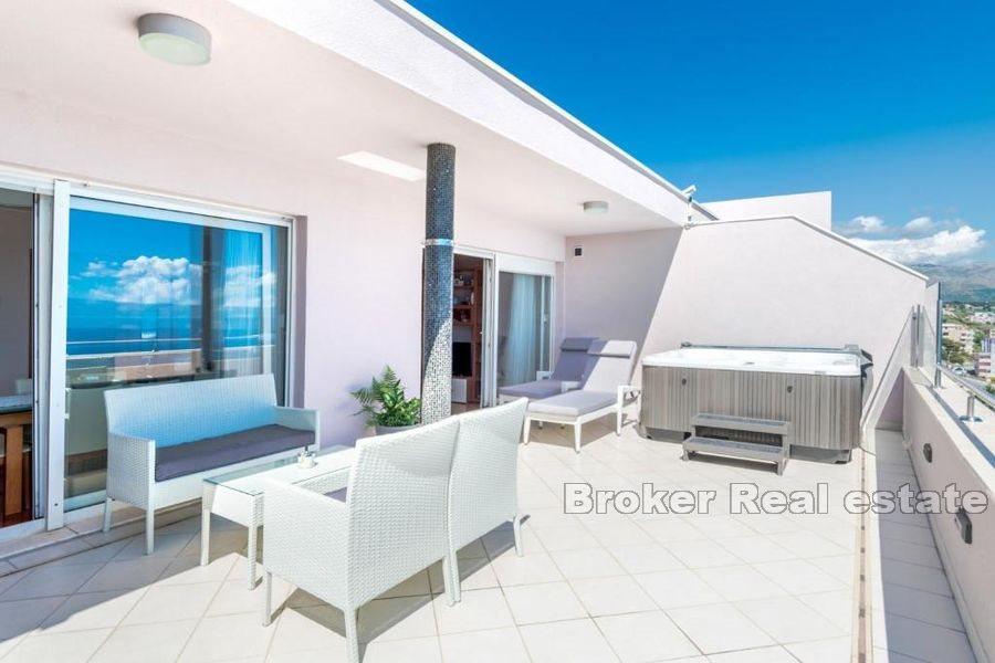 Split - Žnjan, penthouse s terasom i pogledom na more