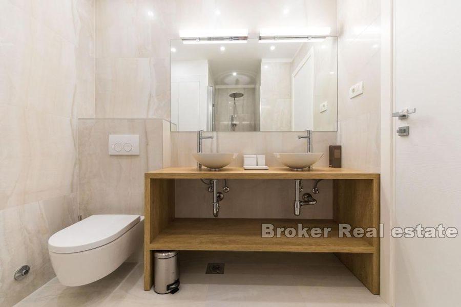 Сплит - Сплит 3, комфортабельная трехкомнатная квартира