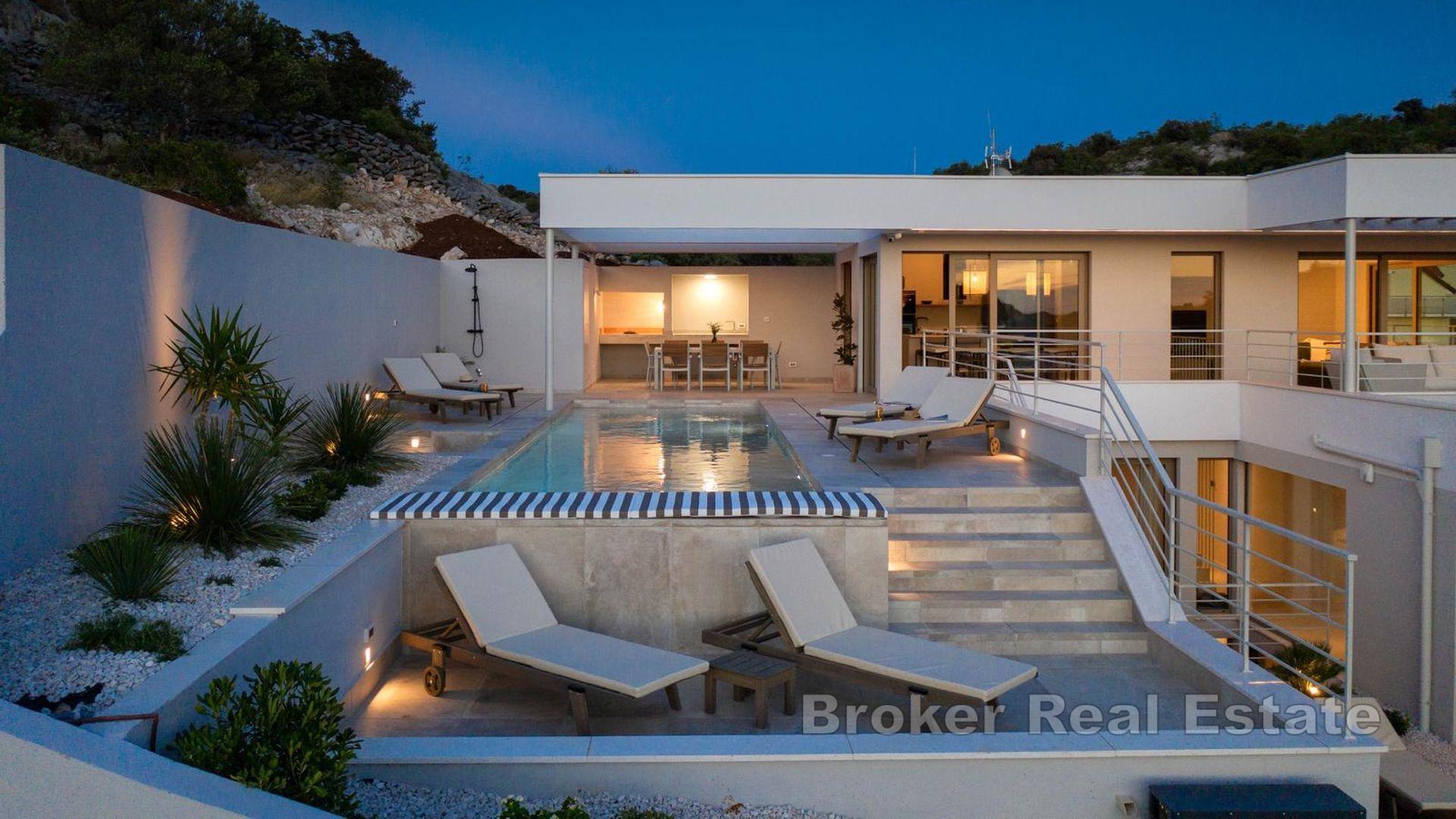 Rogoznica - Villa nouvellement construite avec vue sur la mer