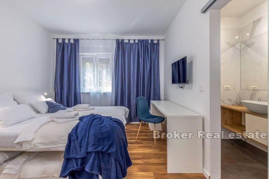 Ostrov Vir - Moderní vila s bazénem