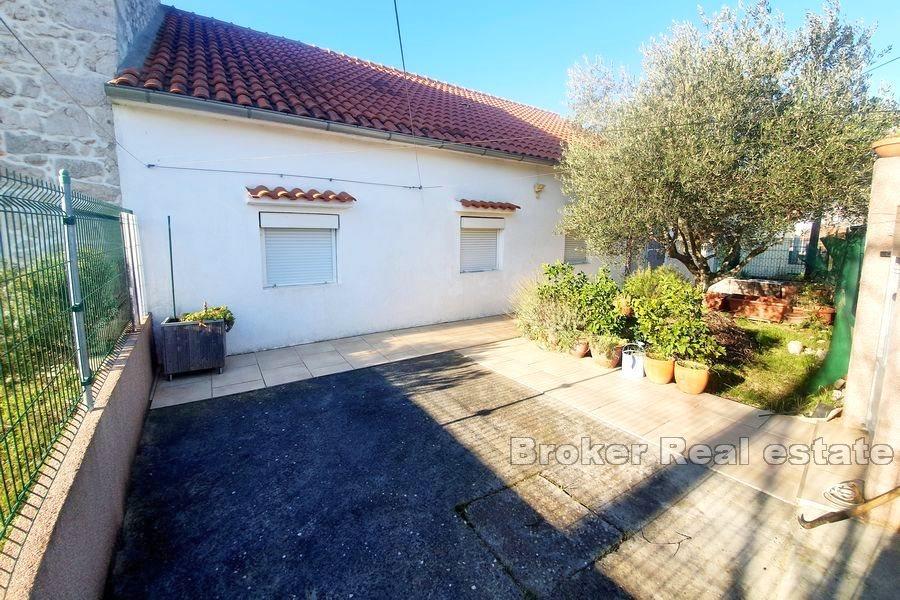 Near Zadar - House with a yard