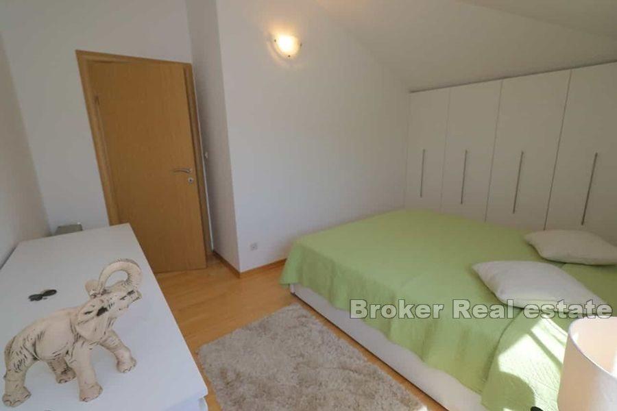 Split - Meje, two bedroom apartment with sea view