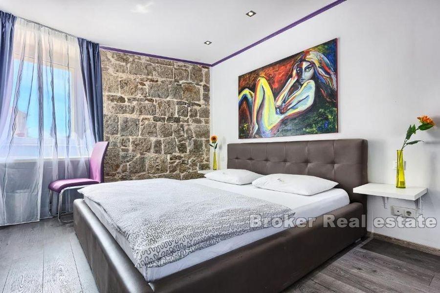 Split, Center - four bedrooms / accommodation units