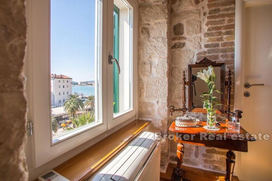 Split center - Apartment on the waterfront with a sea view