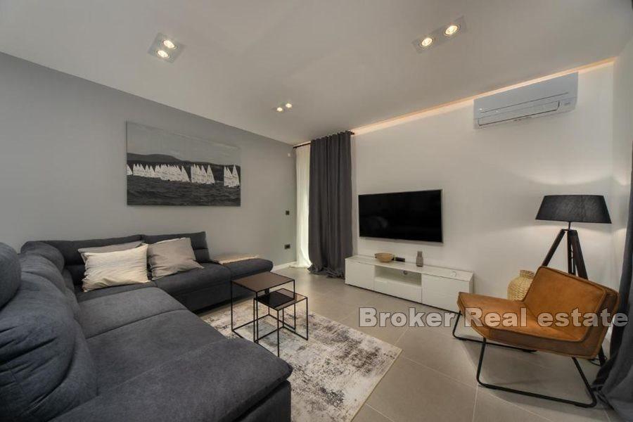 Задар - Вилла с бассейном у пляжа