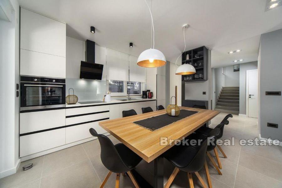 Задар - Вилла с бассейном у пляжа