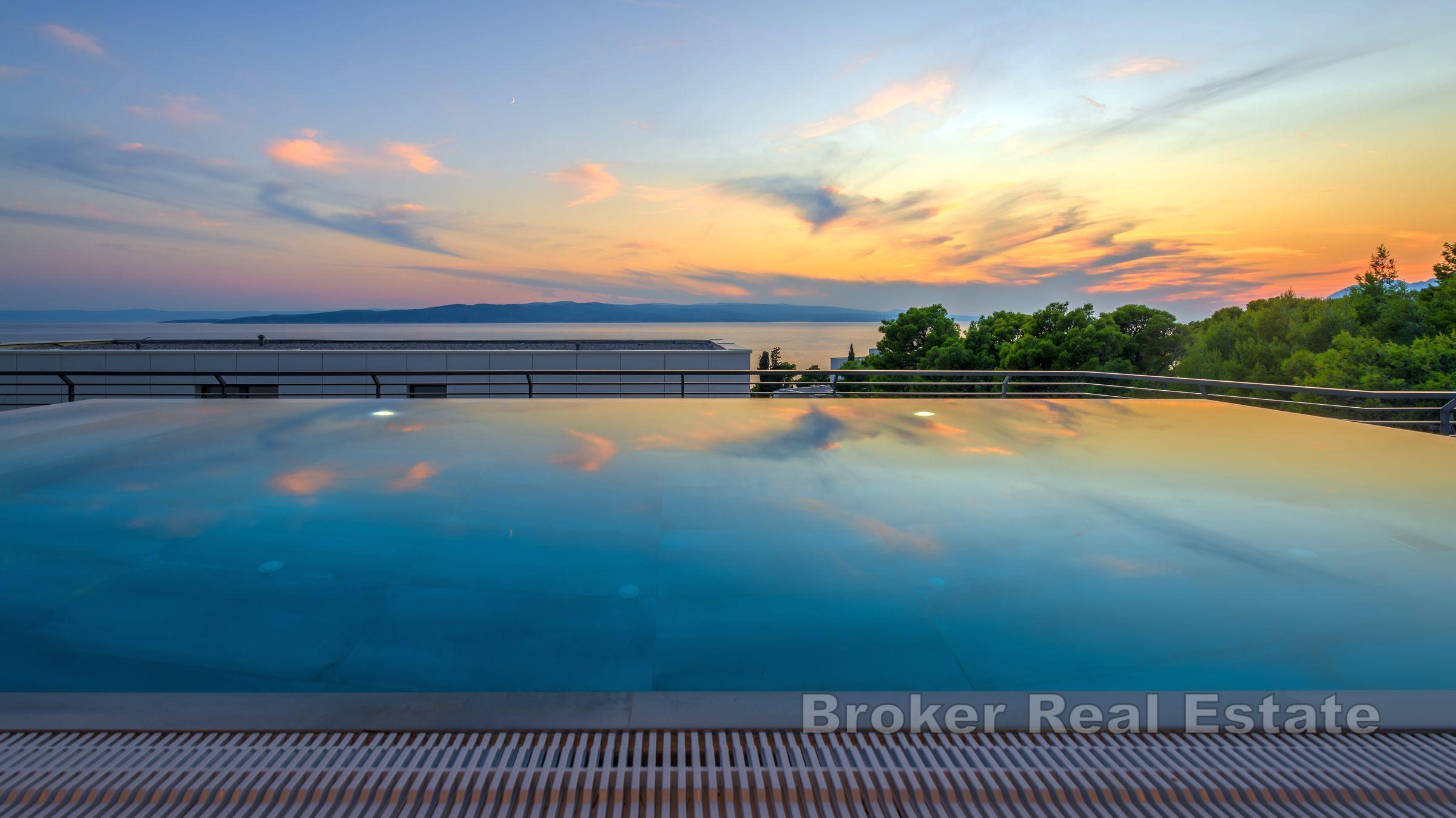 Makarska - Rikt utstyrt villa nær sjøen