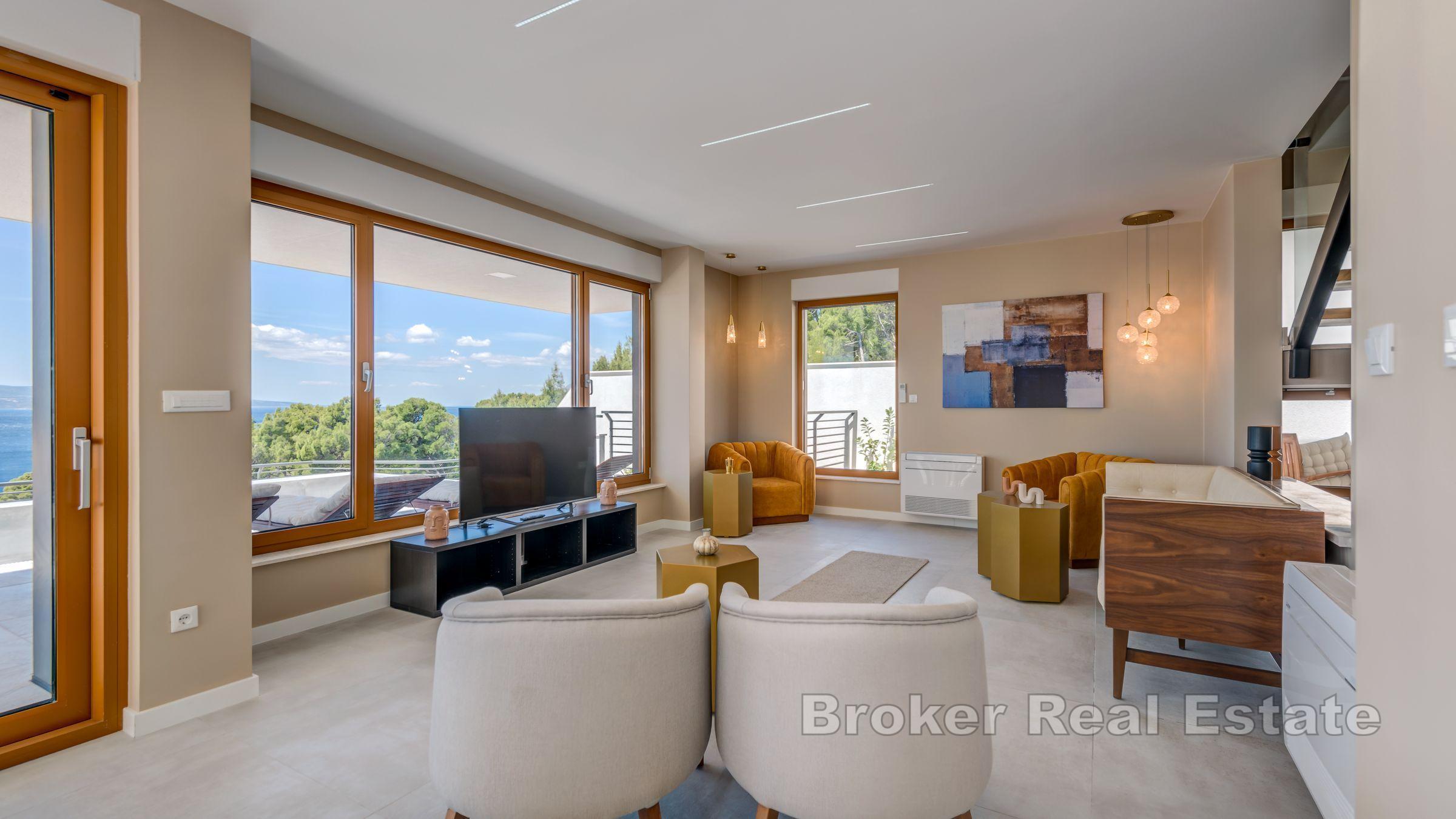 Makarska - Vila s bazénom a otvoreným výhľadom na more