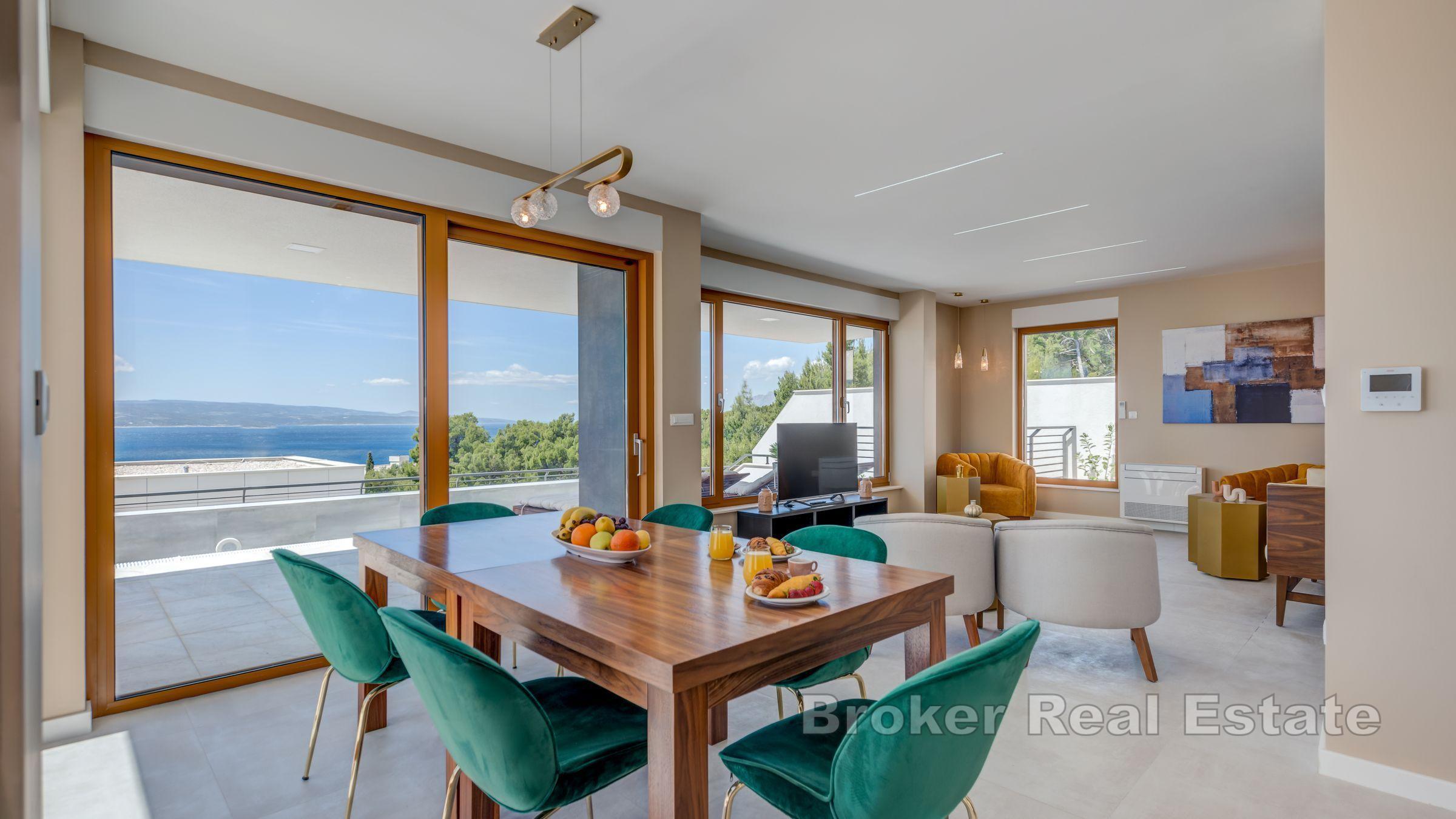 Makarska - Rikt utstyrt villa nær sjøen