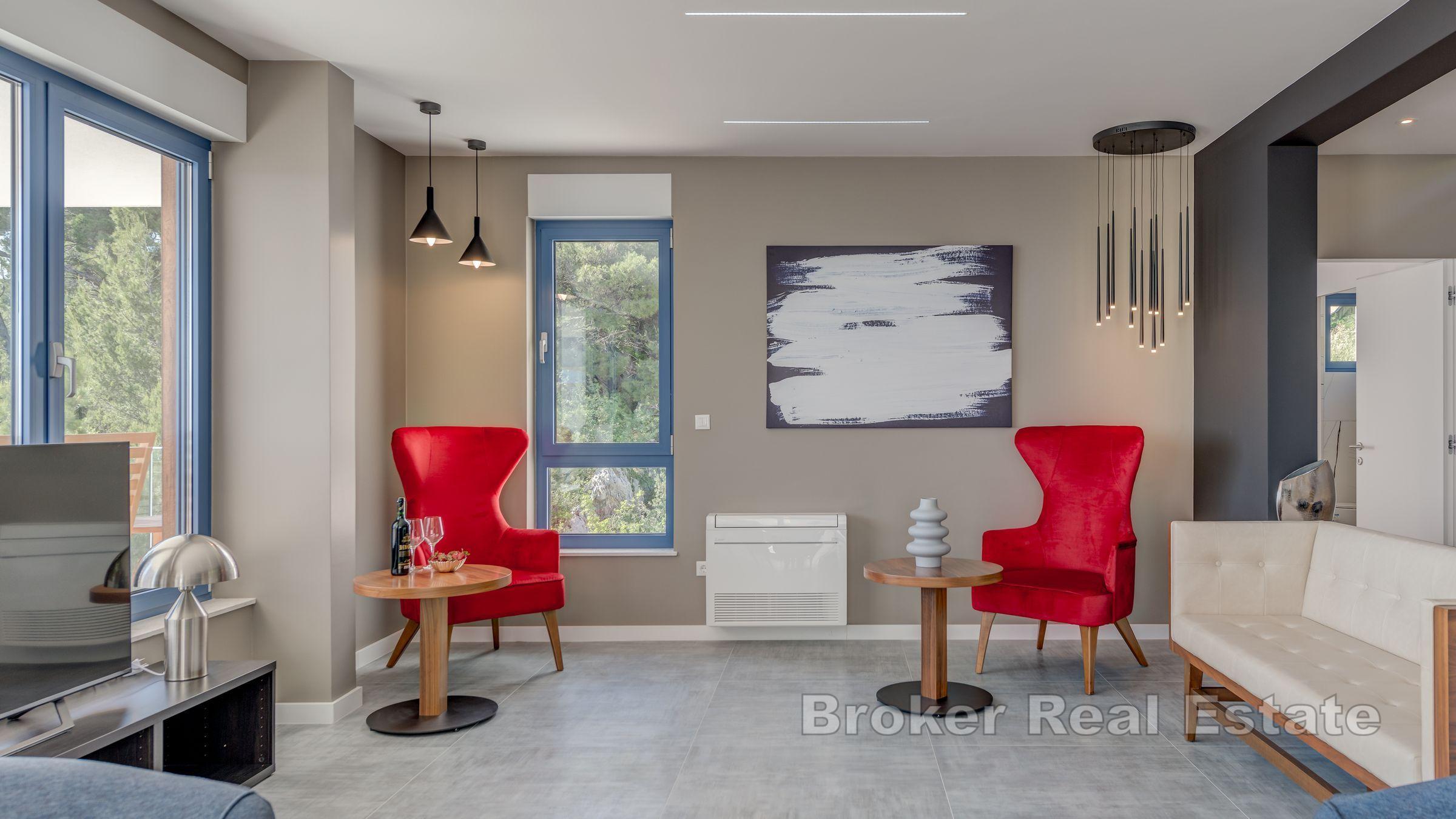 Makarska - Nowo wybudowana willa z basenem