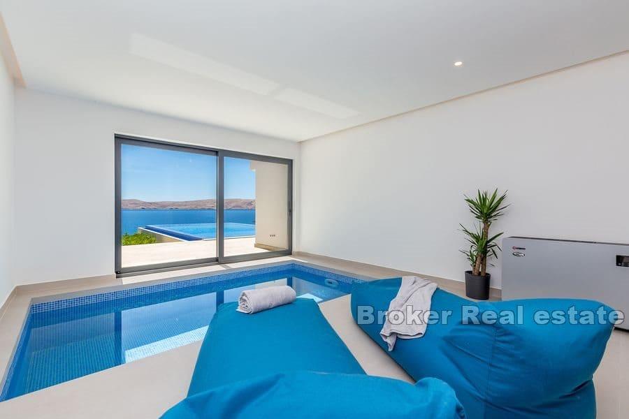 Zadar - Attractive villa in an exceptional position by the sea