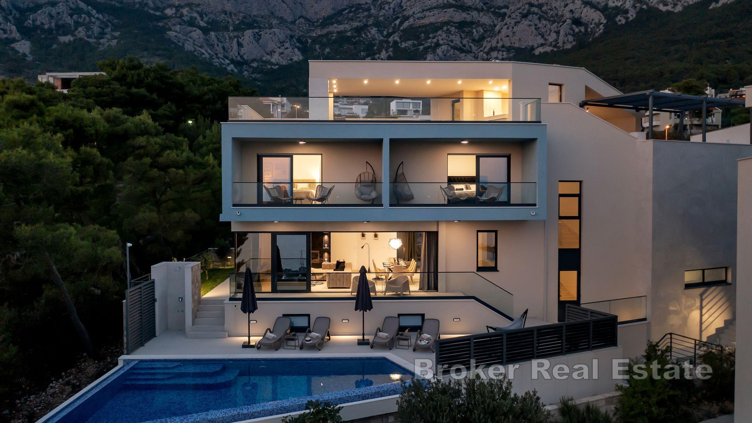 Makarska - Impressionante villa in posizione dominante