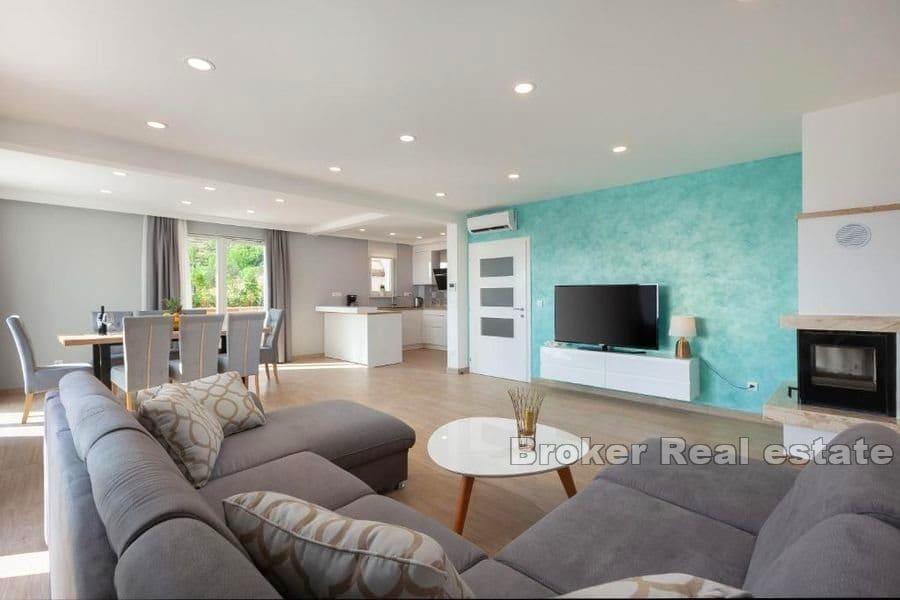 Makarska - Attractive villa in a quiet location