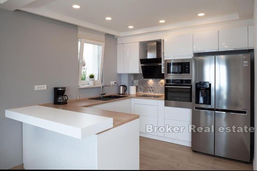 Makarska - Attractive villa in a quiet location