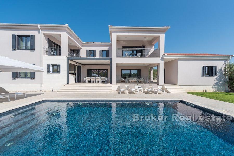 Zadar - Villa moderne de première classe avec piscine