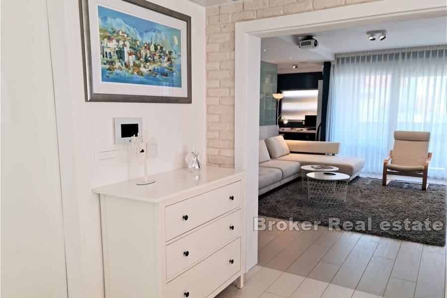 Zadar - Komfortní dům s atraktivní zahradou