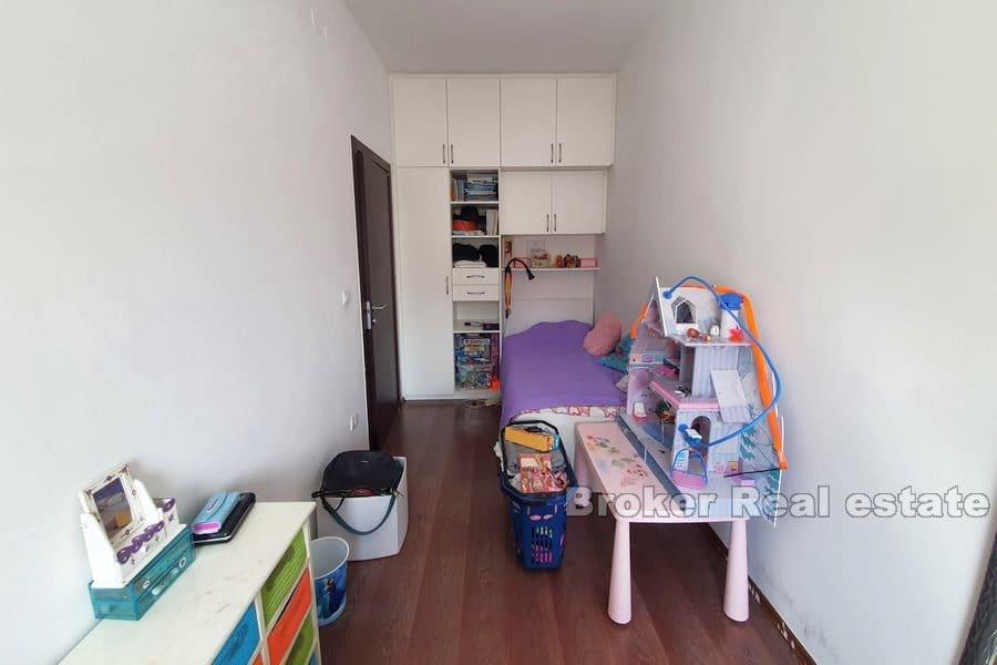 Split - Bačvice, komforan trosoban stan