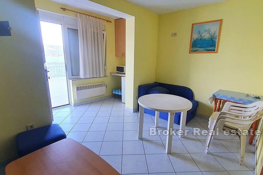 Komerční obytný dům s výhledem na moře