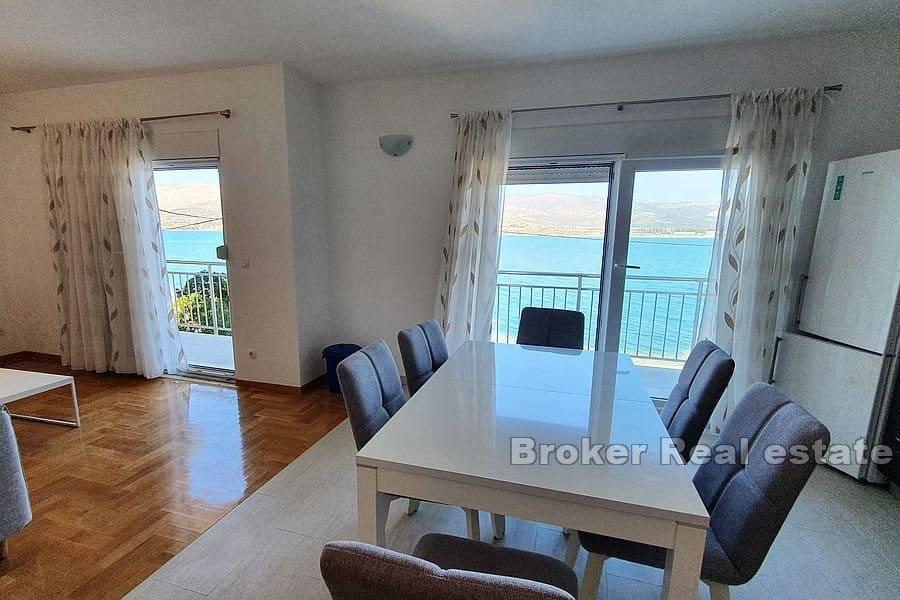 Île de Ciovo - Belle maison au bord de la plage avec une vue fantastique sur la mer
