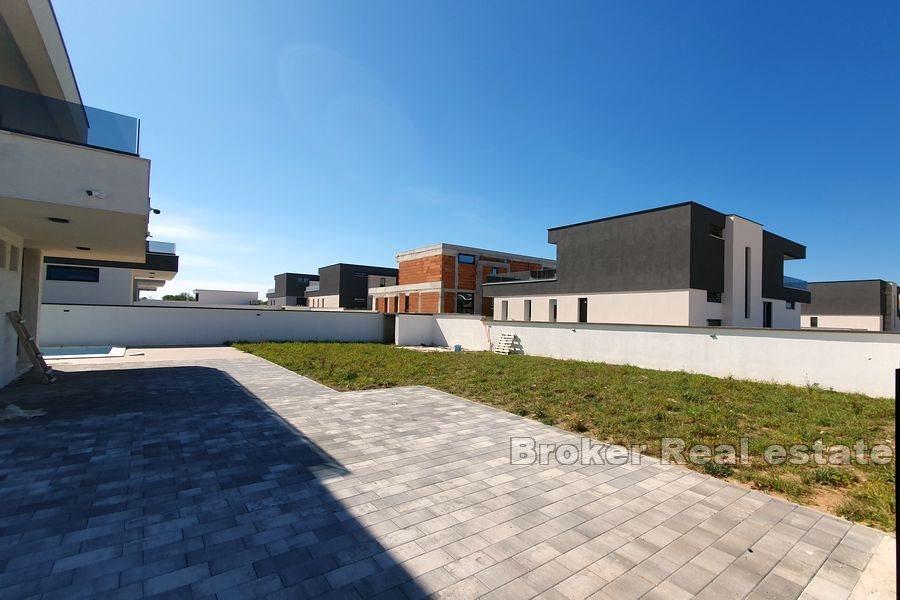 Zadar - Čtyřpokojové vily s bazénem
