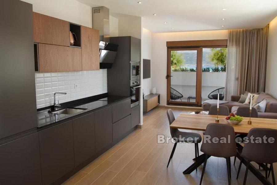 Wyspa Čiovo - Dom przy plaży z widokiem na morze