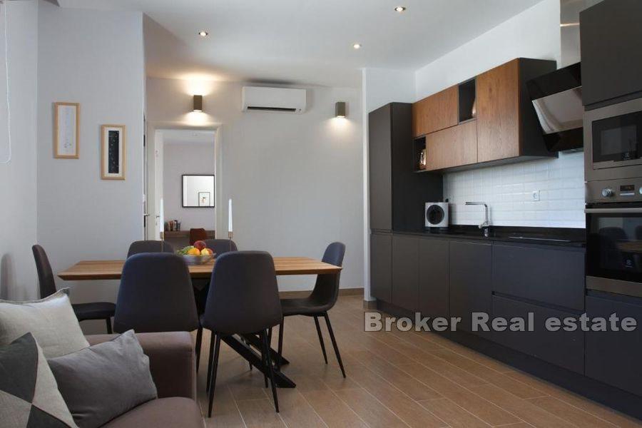 Wyspa Čiovo - Dom przy plaży z widokiem na morze